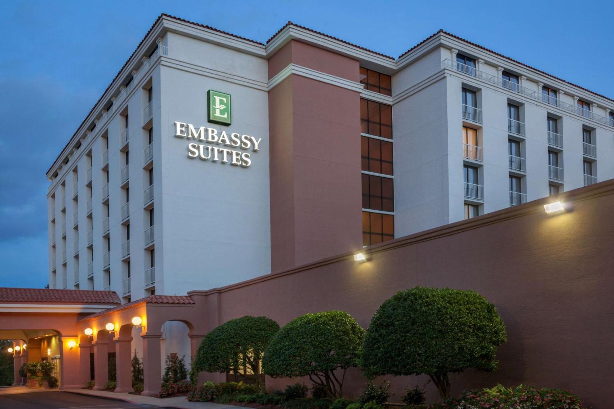 Embassy Suites Батон-Руж Экстерьер фото